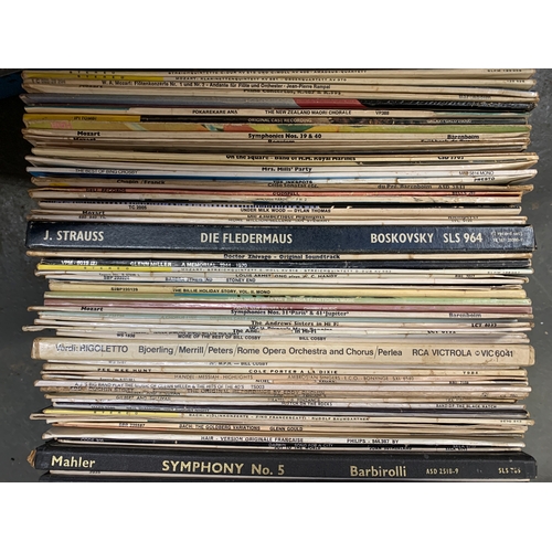 519 - VINYL LPS and others. A large crate to inc. jazz, some pop/rock (Paul Simon, Joan Baez and others an... 