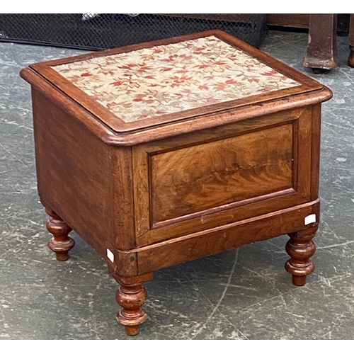 865 - A mahogany commode stool, 47cmW