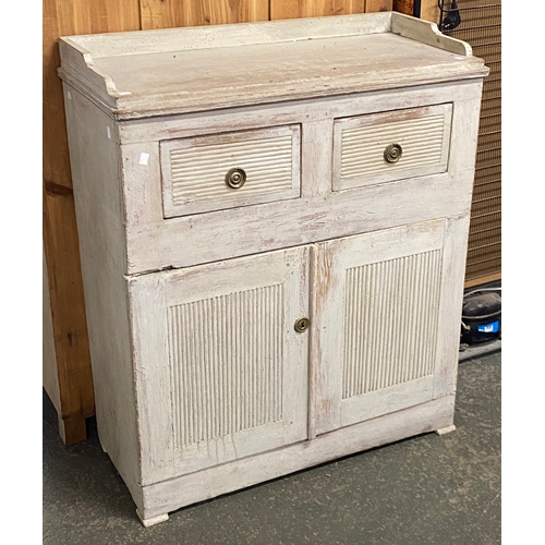 995 - A Swedish grey painted pine cupboard, with two drawers over two cupboard doors with reeded detail, 9... 