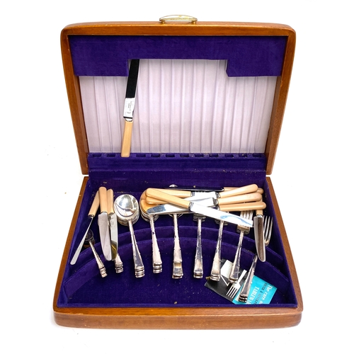 92 - A cased silver plated canteen of flatware