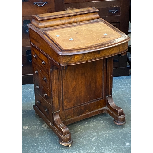 987 - A Victorian walnut Davenport desk, 54cmW