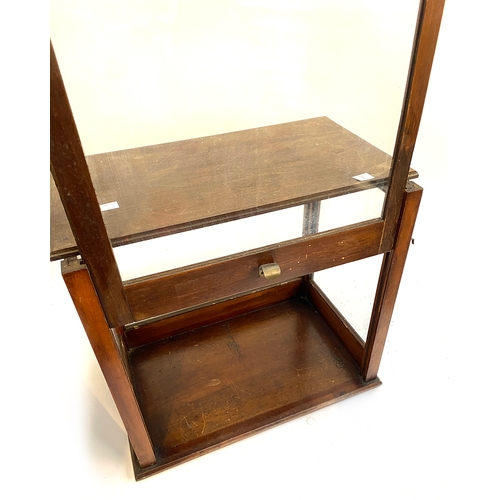 790 - A further small glazed table top display cabinet, 46x28x42cmH