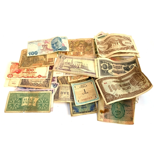 72 - BANKNOTES. Bahamas, Gibralter (£5), Denmark, Austria, France, Syria, Saudi Arabia, Turkey, India, Pe... 