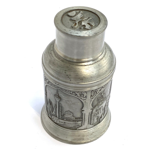 69 - A Malaysian pewter tea canister, 14cmH