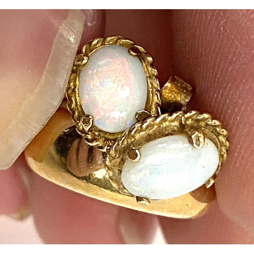 51 - A small quantity of 9ct gold earrings, to include opal studs and tri-coloured gold drop earrings, gr... 