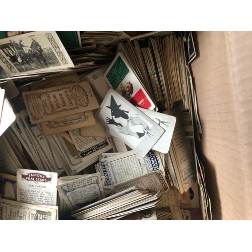 264 - Approx 2.5kg of cigarette cards to include Churchman, Gallaher, Ogdens, Cope, Faulkner, Mitchell, Hi... 