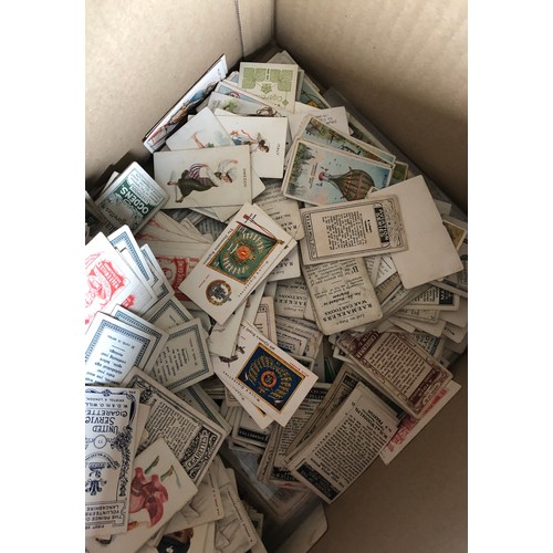 264 - Approx 2.5kg of cigarette cards to include Churchman, Gallaher, Ogdens, Cope, Faulkner, Mitchell, Hi... 