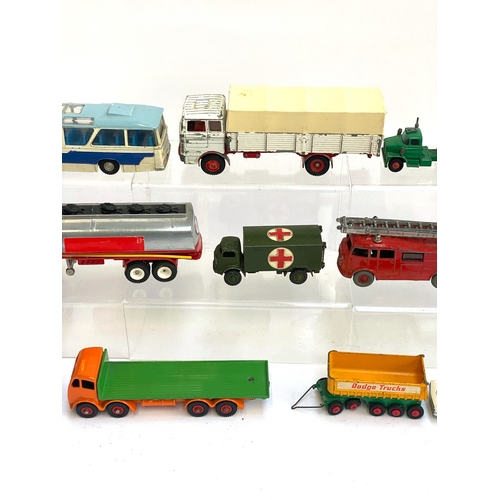 323 - A quantity of die-cast toys to include Dinky Vega Major 952, Dinky Mercedes-Benz LP 1920, Matchbox K... 