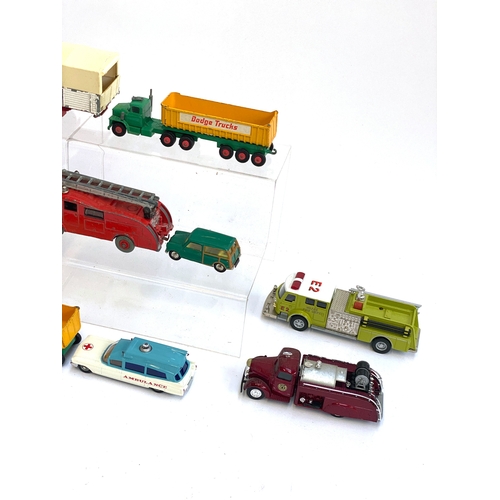 323 - A quantity of die-cast toys to include Dinky Vega Major 952, Dinky Mercedes-Benz LP 1920, Matchbox K... 