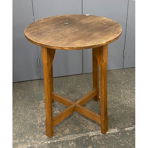 793 - A circular oak occasional or lamp table in Arts & Craft style, 61x71cm, together with a small oak oc... 