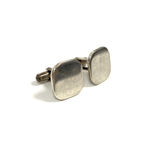 61 - A smart pair of sterling silver Tiffany cufflinks, marked 'Tiffany Sterling' to reverse, each 1.7cm ... 