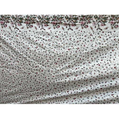 1189 - A pair of single bed valances in a floral print, each 206x264cm