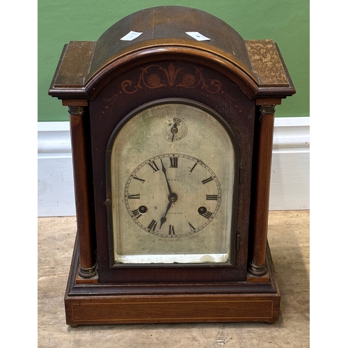 1302 - An Edwardian mahogany cased mantle clock by Mann of Gloucester, 35.5cmH
