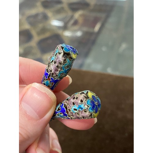 17 - A pair of early 20th century Chinese export cloisonne enamel screw back earrings, 6.8cmL