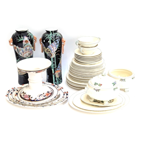 267 - A mixed lot of ceramics to include: Wedgwood Tapestry part dinner service, early 20th century famill... 