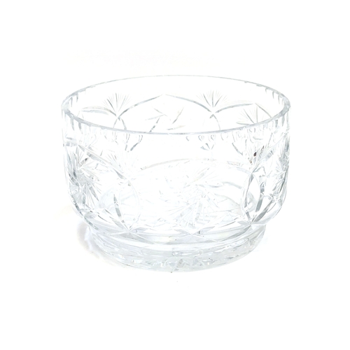 272 - A Dartington glass cut crystal fruit bowl, 20.5cmD