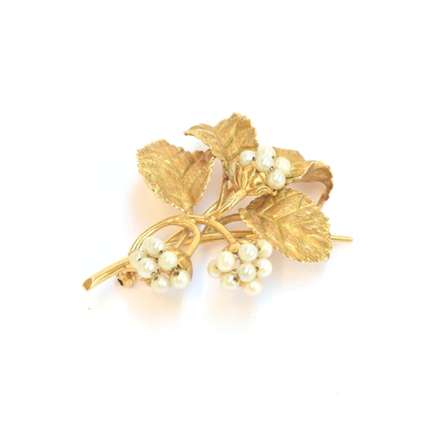 18 - A 18ct gold and seed pearl brooch naturalistically modelled as a spray of blackberries, 5cm long, 10... 
