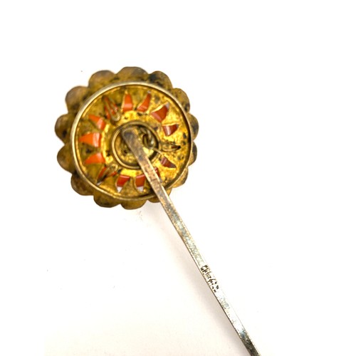 15 - A Chinese Qing dynasty gilt metal and carnelian floral hair pin, stamped with mark, 3.2cmW