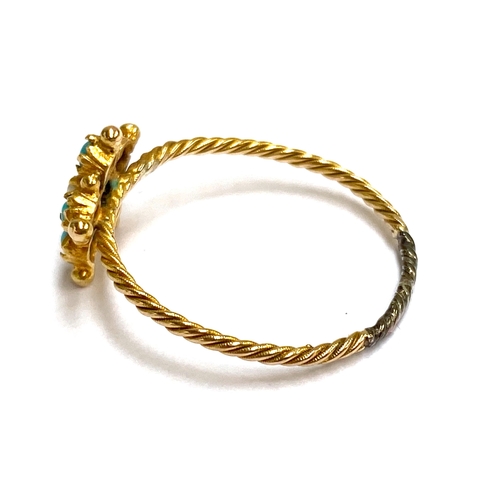 34 - A Victorian gold, turquoise and pearl floral cluster ring on a ropetwist shank, size L 1/2, 1.2g