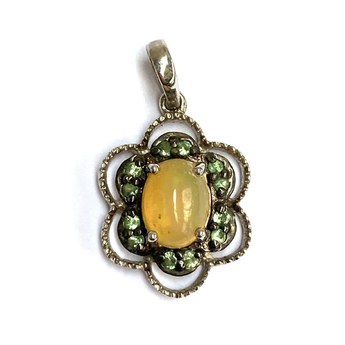84 - A 925 silver, Ethiopian opal and peridot pendant, 2x1.6cm, 2.5g