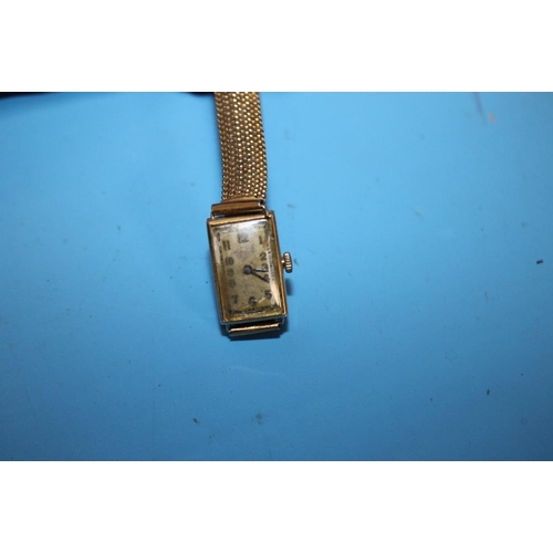 86 - A QUANTITY OF COSTUME JEWELLERY  TO INCLUDE A YELLOW METAL WRIST WATCH POSSIBLY GOLD