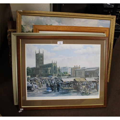 57 - A PRINT OF OLD WOLVERHAMPTON ALONG WITH A QUANTITY OF FRAMED PICTURES AND PRINTS