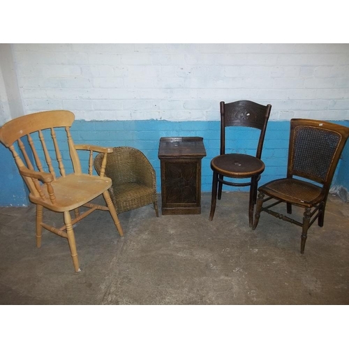 643 - FIVE ITEMS TO INCLUDE FOUR CHAIRS AND AN ANTIQUE DECORATED OAK CUPBOARD