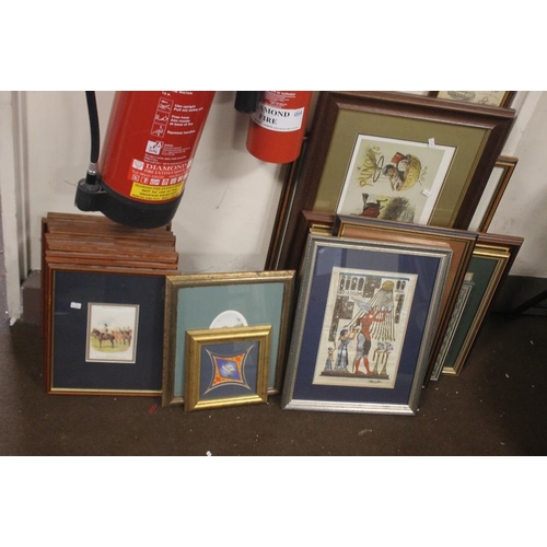 15 - A COLLECTION OF REPRODUCTION FRAMED AND GLAZED PRINTS 