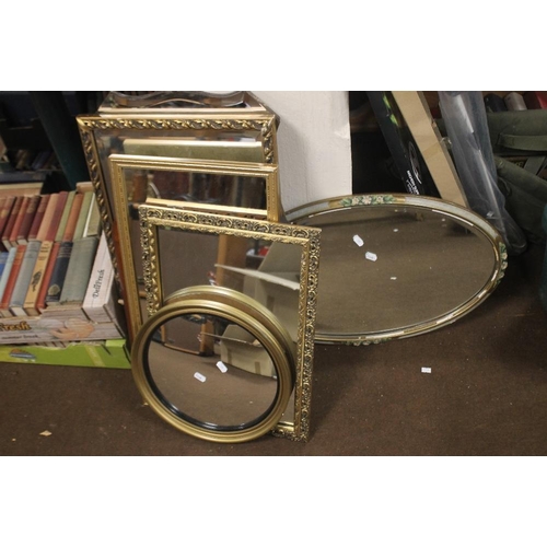 45 - A QUANTITY OF ASSORTED MIRRORS TO INCLUDE AN OVAL FLORAL EXAMPLE 65 X 41 CM