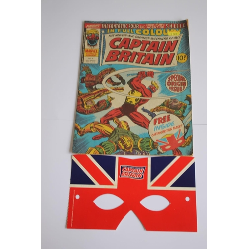 111 - CAPTAIN BRITAIN #1 WITH FREE GIFT, week ending Oct 13, 1976 with free Captain Britain maskCondition ... 