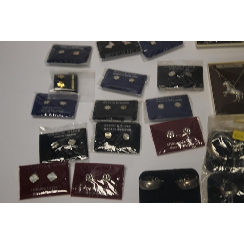 12 - A QUANTITY OF COSTUME JEWELLERY, mainly earrings