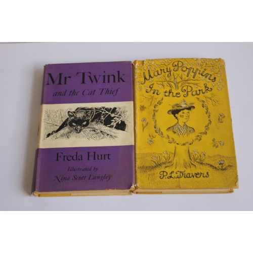 124 - FREDA HURT - 'MR TWINK AND THE CAT THIEF', first edition, published by The Epworth Press 1962 with a... 