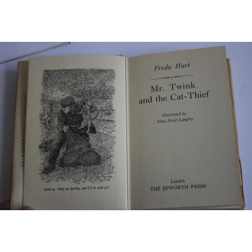 124 - FREDA HURT - 'MR TWINK AND THE CAT THIEF', first edition, published by The Epworth Press 1962 with a... 