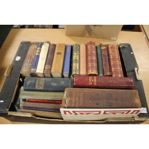 139 - A BOX OF LATE 19TH/EARLY 20TH CENTURY BOOKS, mainly poetry