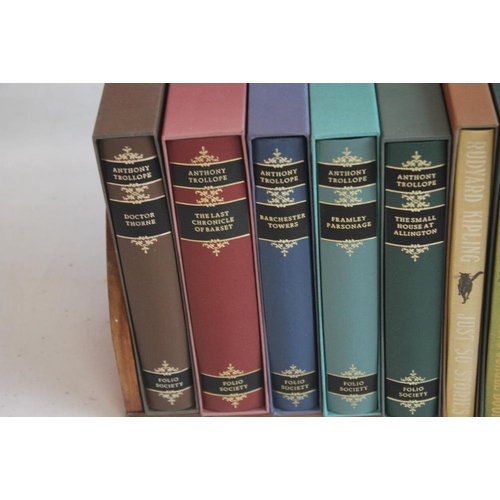 151 - FOLIO SOCIETY RUDYARD KIPLING - five volumes in slipcases to include 'Just So Stories', 'Kim', 'The ... 