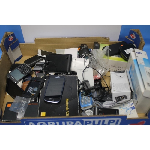 36 - A QUANTITY OF MOBILE PHONES, chargers etc. A/F