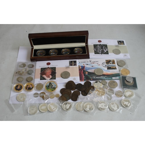 56 - A COLLECTION OF MODERN COMMEMORATIVE COINS,  to include a cased set of St Helena 2013 sea life crown... 