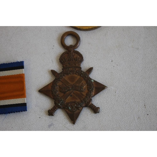 75 - A WWI MEDAL TRIO comprising 1914/15 Star, BWM and Victory named 