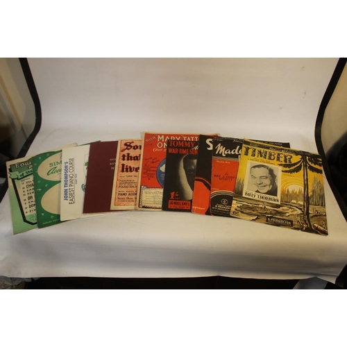 285 - A BOX OF MISCELLANEOUS SHEET MUSIC to include both classical and popular music, Frank Sinatra, Pat B... 