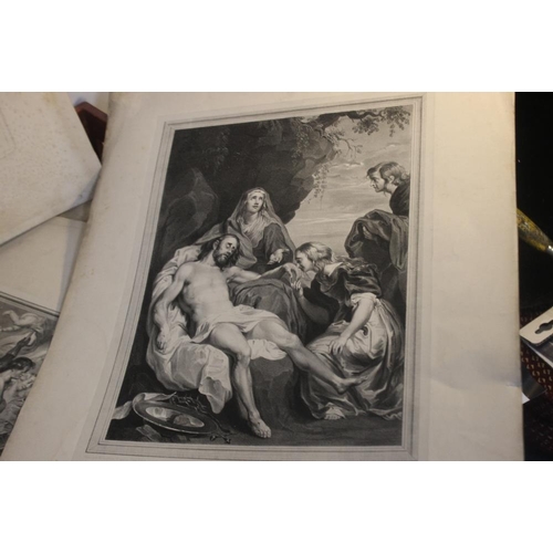 338 - A TRAY OF UNFRAMED ETCHINGS AND ENGRAVINGS, various subjects and artists to include Rubens, George M... 