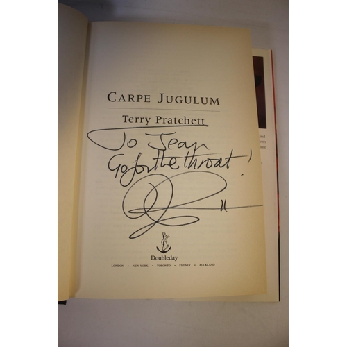 17 - TERRY PRATCHETT SIGNED FIRST EDITION - 'CARPE JUGULUM', Doubleday, 1998, dedication reads 