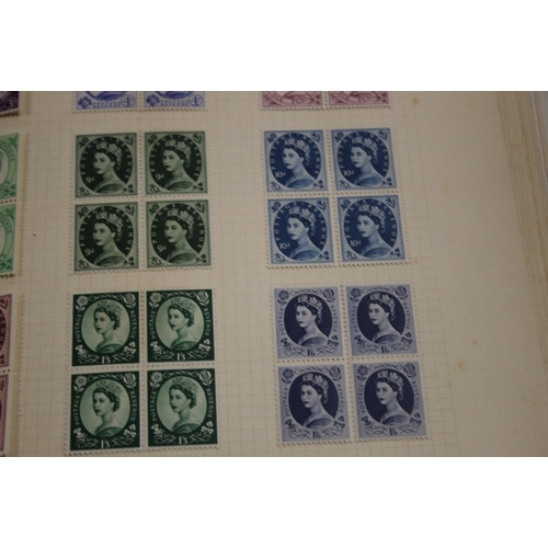 264 - STAMPS - GREAT BRITAIN 1,000 IN 9 ALBUMS FROM KG5, including P.V.C £1 (Fu) KG6 complete with blocks,... 