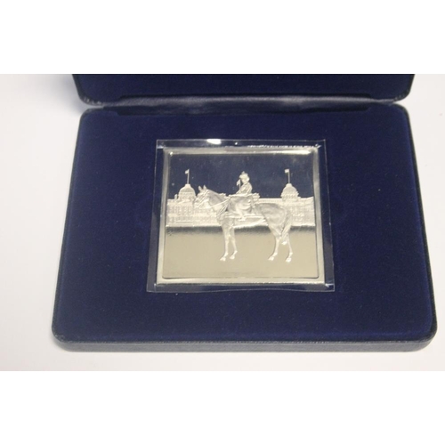 159A - A CASE 1977 QUEENS JUBILEE 925 SILVER INGOT (APPROX W 120 GR)