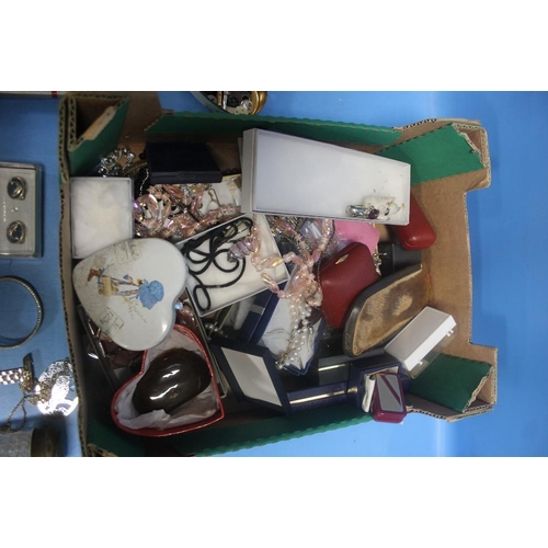 196 - A TRAY OF ASSORTED COSTUME JEWELLERY TO INCLUDE WATCHES