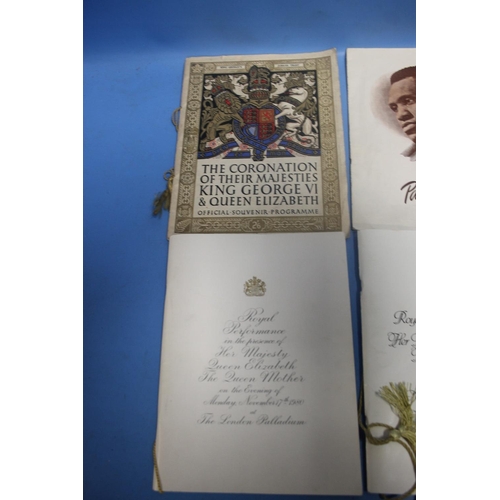 216 - A TRAY OF EPHEMERA TO INCLUDE PRINCESS ELIZABETH AND PHILLIP MOUNT BATTEN WEDDING PROGRAMME, SOUVENI... 