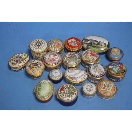 229 - A QUANTITY OF ENAMEL PILL BOXES