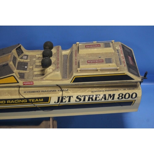 344 - KYOSHO JET STREAM 800 BOAT