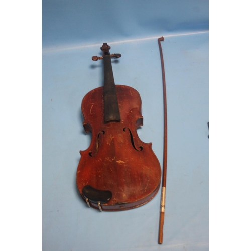 345 - AN ANTIQUE VIOLIN AND BOW A/F