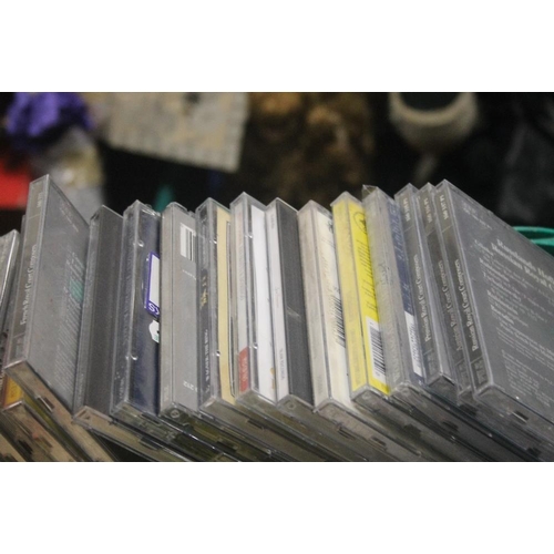 461 - A QUANTITY OF CD'S AND RECORDS TO INCLUDE CLASSICAL MUSIC