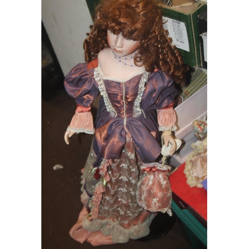 505 - A LARGE QUANTITY OF COLLECTORS DOLLS